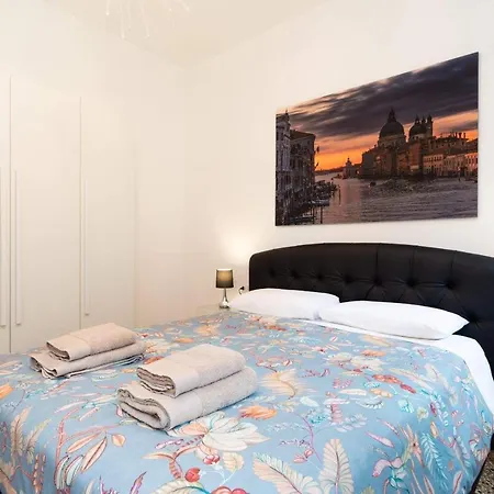 Just Urban - Castello 5067 Boutique *